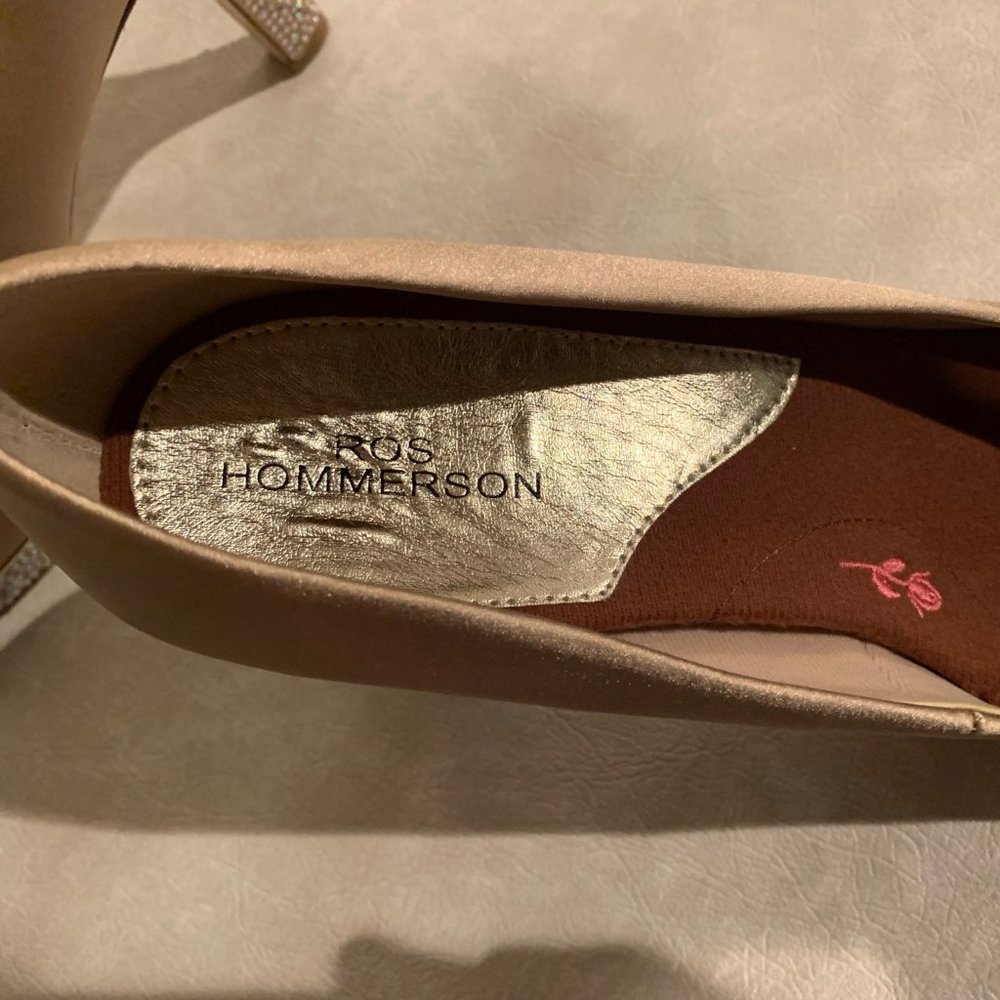 Ros Hommerson Sasha Champagne Satin Shoes w/Rhinestones, Size 9M